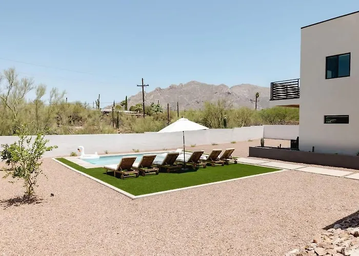 Сasa de vacaciones Foothills Upscale Retreat With Heated Pool Tucson